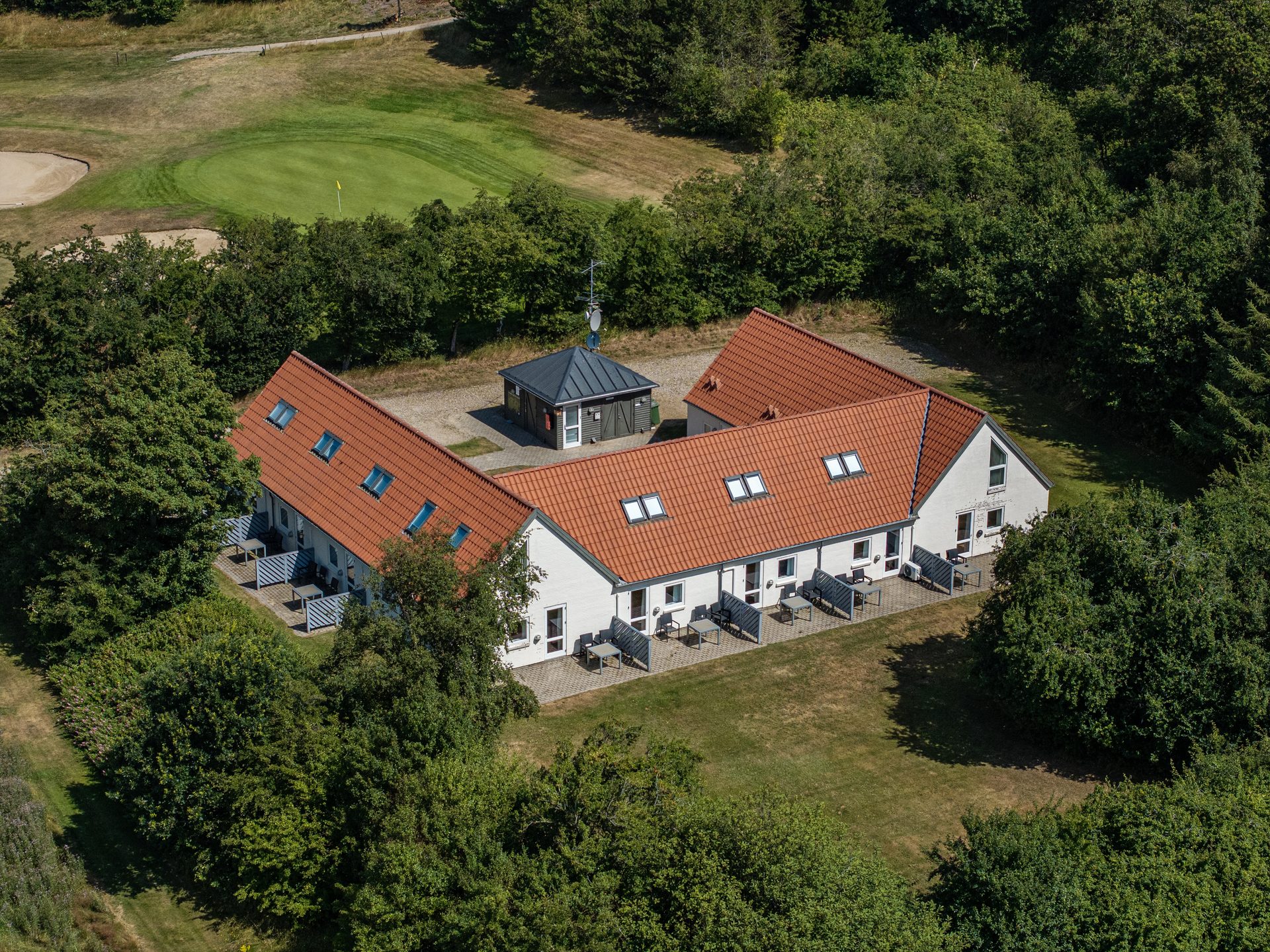 Røde gård med lejligheder